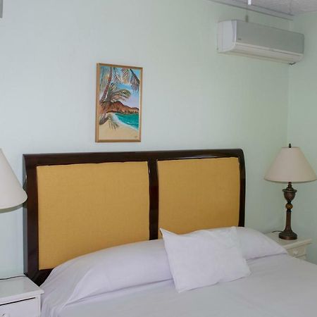 Chateau Blanc Apartments On Sea Christ Church Esterno foto