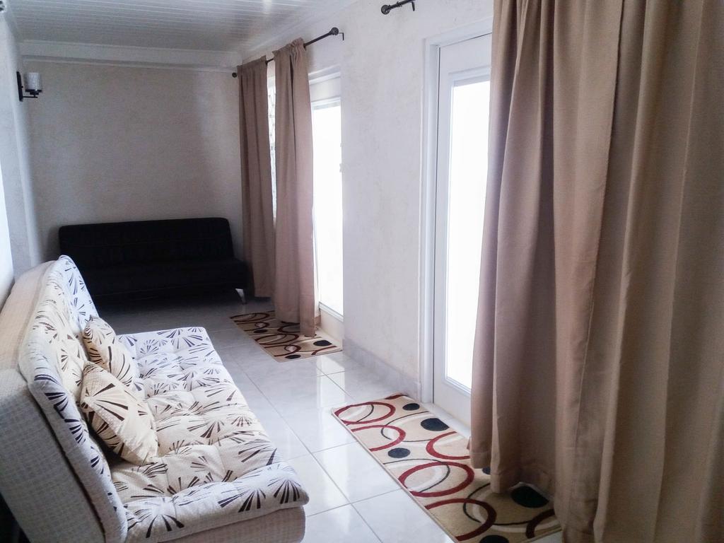Chateau Blanc Apartments On Sea Christ Church Esterno foto