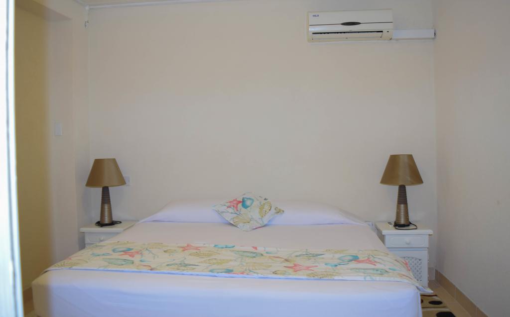 Chateau Blanc Apartments On Sea Christ Church Esterno foto