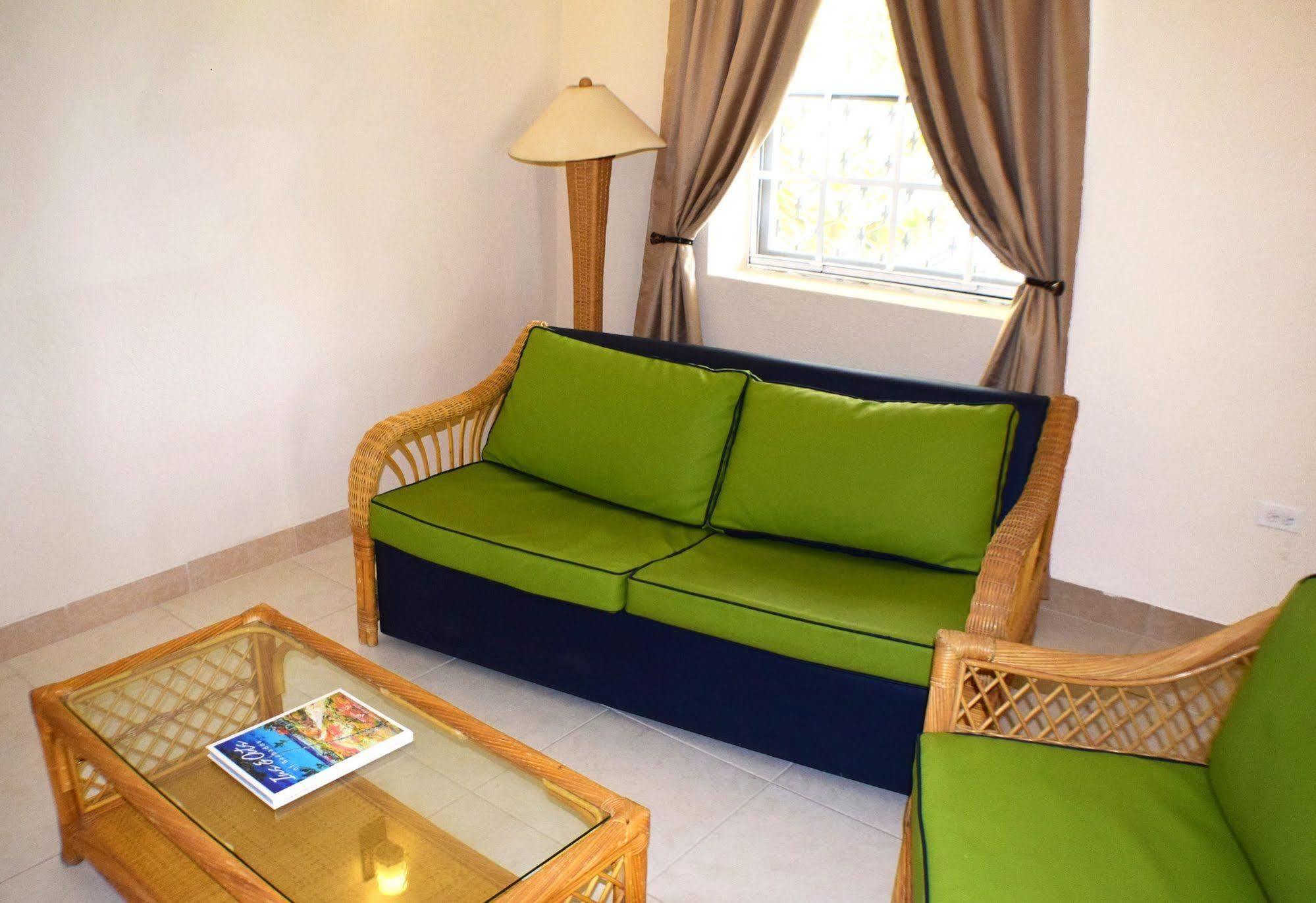 Chateau Blanc Apartments On Sea Christ Church Esterno foto