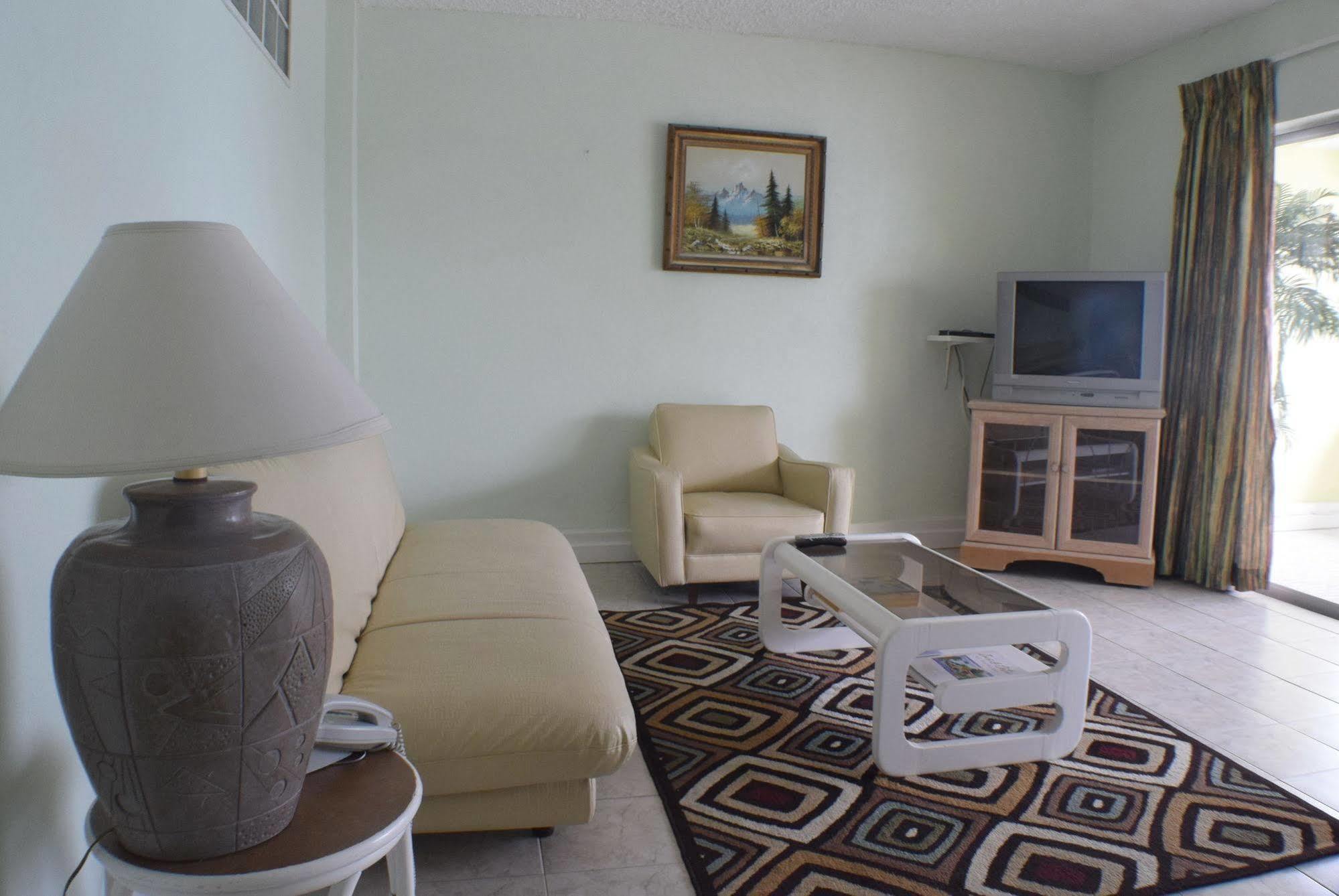 Chateau Blanc Apartments On Sea Christ Church Esterno foto