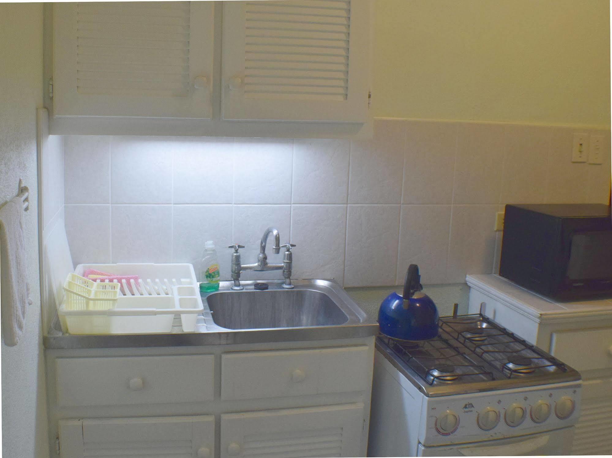 Chateau Blanc Apartments On Sea Christ Church Esterno foto